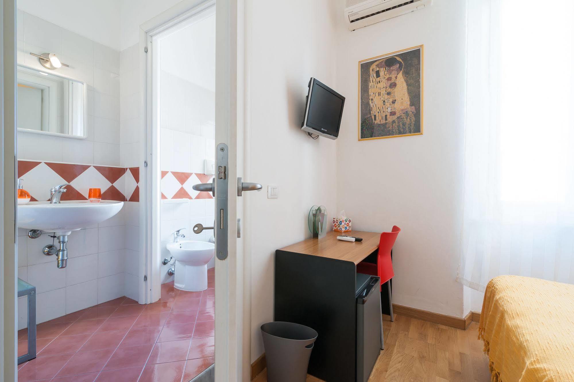 Affittacamere Art Rooms Cagliari Exterior foto